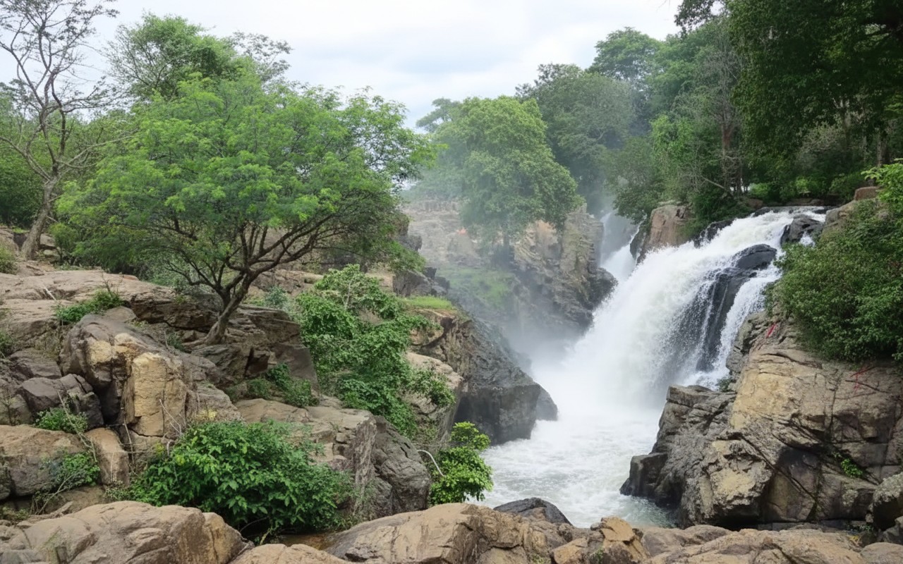 Hogenakkal Falls